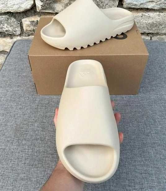 adidas Yeezy Slide Onyx R.40