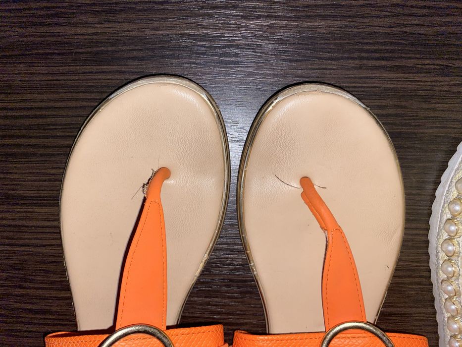 Отдам обувь 38-й размер. В нормальном состоянии.