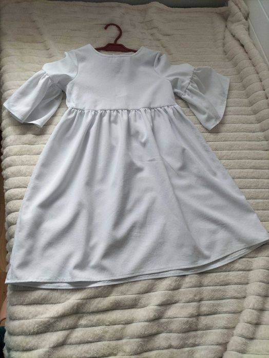 Sukienka dziewczeca