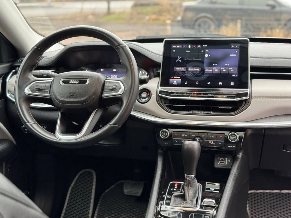 Jeep Compass 2022 модельного року
