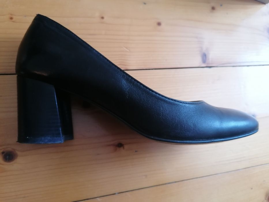 Czółenka półbuty baleriny lasocki 38.5