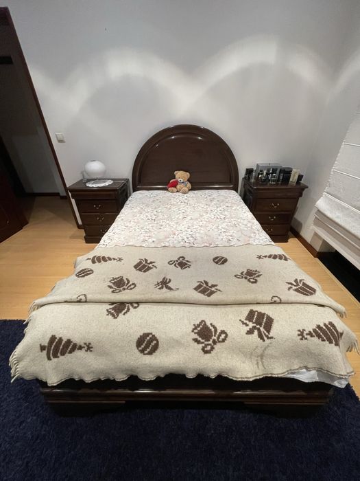 Quarto de Solteiro XL em Castanho