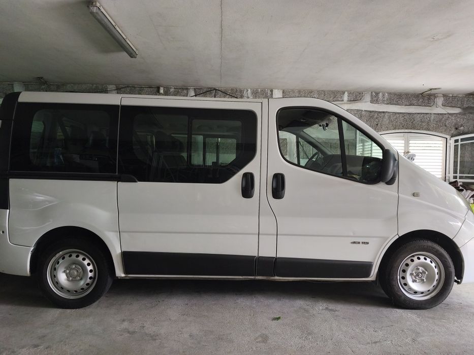 Nissan Primaster 9 lugares
