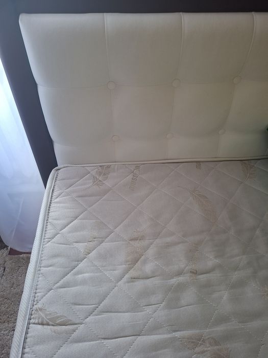 Ліжко ДЕРЕВ'ЯНЕ з матрацом