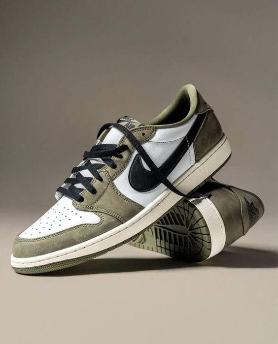 Кросівки Nike Air Jordan 1 Low OG