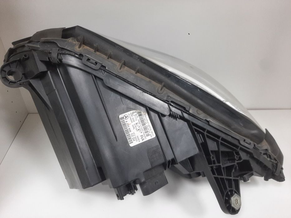 Mercedes C W205 farol / optica