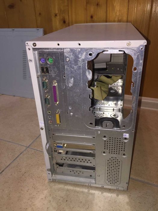 Компьютер,  системный блок /AMD Duron750/ NVIDIA TNT 2 PRO 32Mb/128 mb