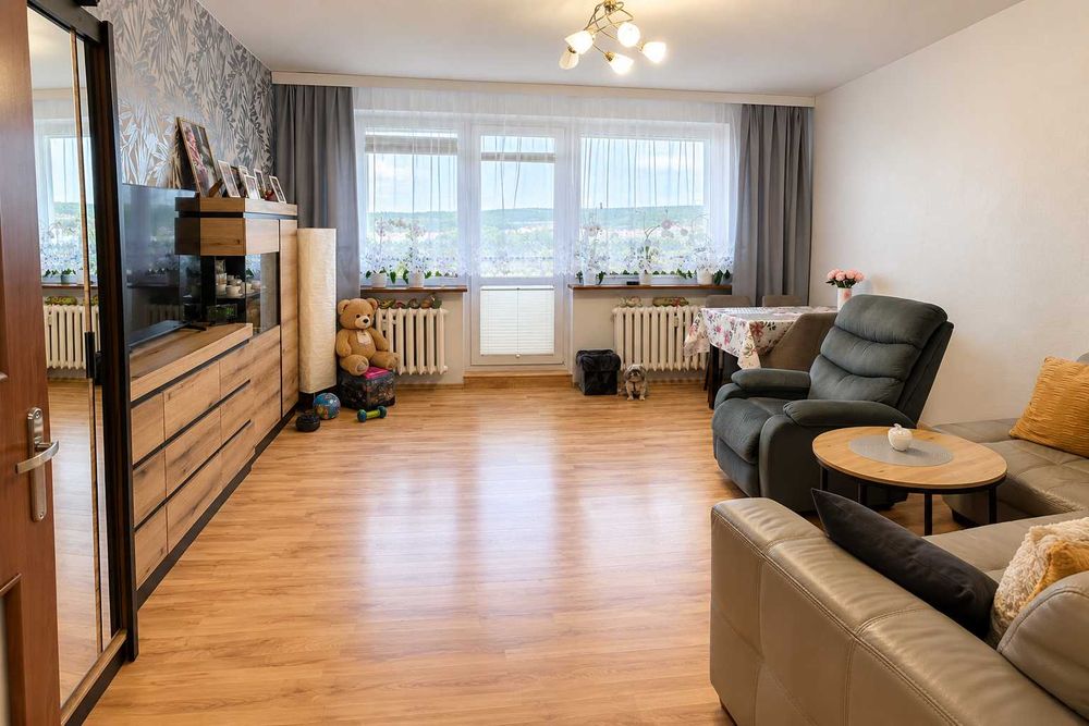 77 m² | 4 pokoje | 12. piętro  | duży balkon |oś . Słoneczne | 645 000 zł