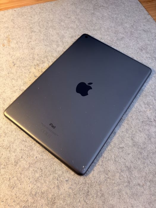 Apple iPad 9th Generation490925660863866881