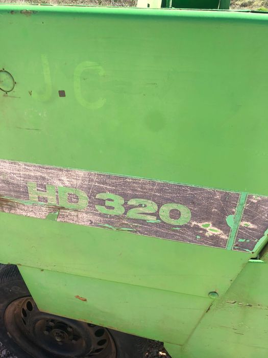 Enfardadeira Deutz Fahr HD 320