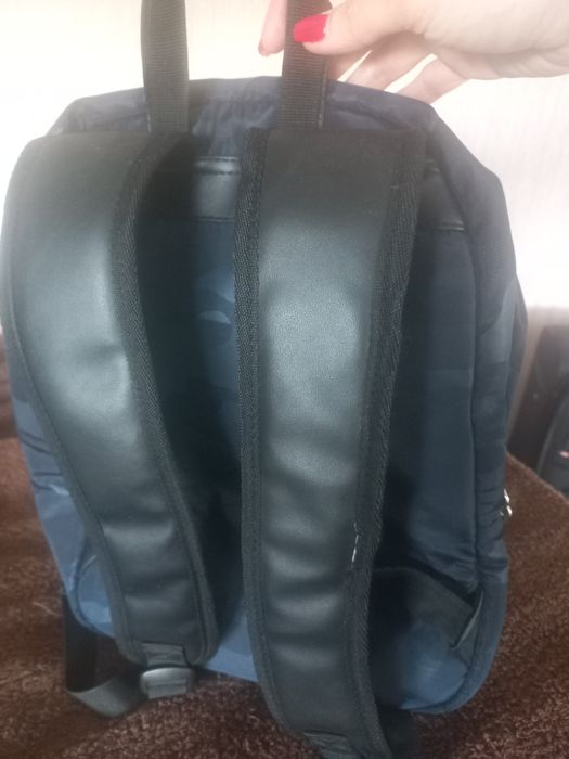 Продам рюкзак для дівчинки