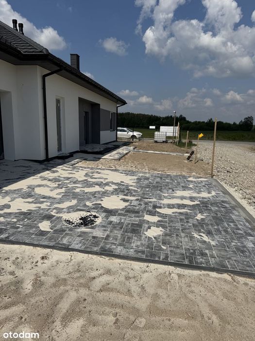 Dom jednorodzinny wolnostojacy parterowy ! garaz dwustanowiskowy !