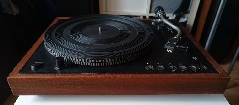 Gramofon Daniel Odnowiony