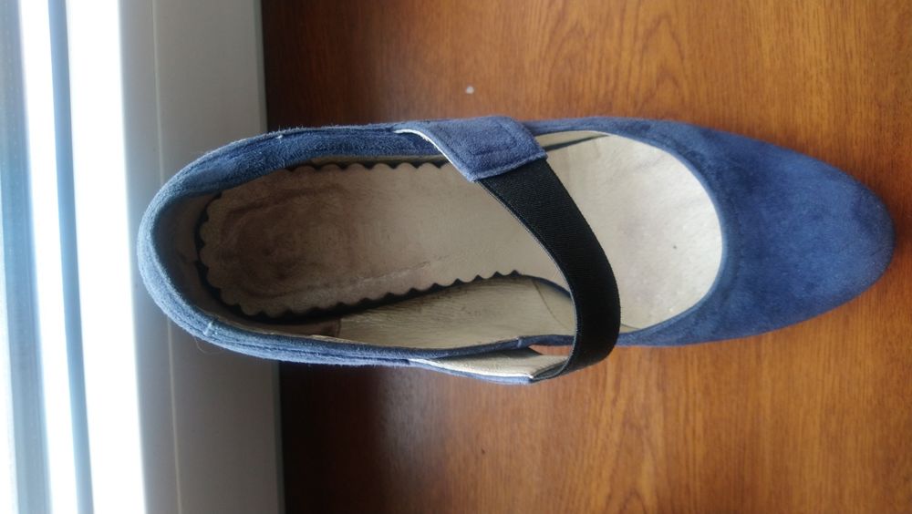 Buty na obcasie 38 skora zamsz niebieskie