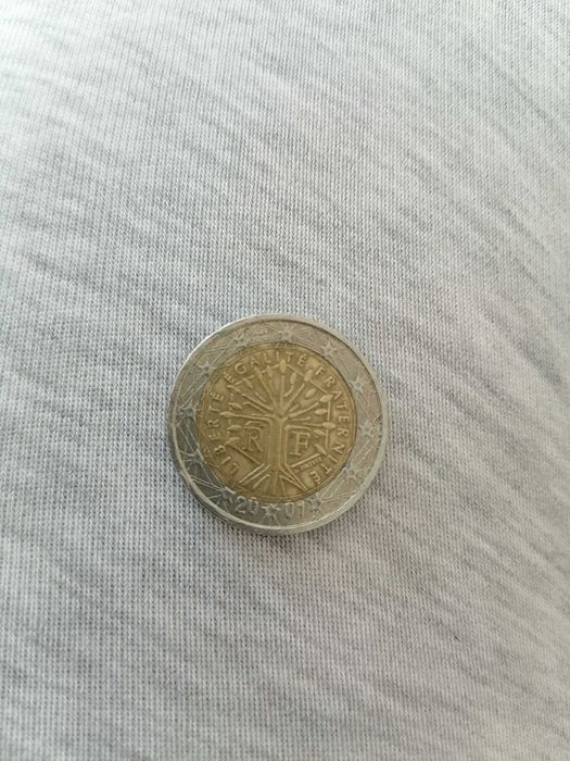 Moedas de 2 € com erro de cunhagem