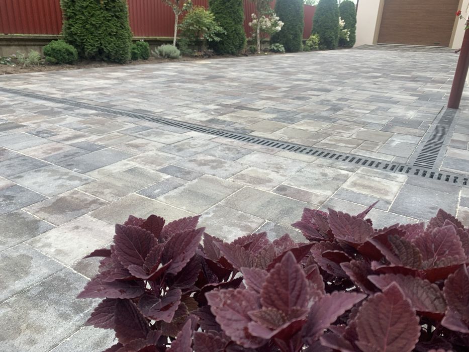 Укладаємо бруківку