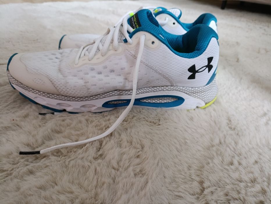 Męskie buty do biegania UNDER ARMOUR UA HOVR Infinite 3