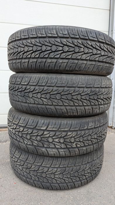 NEXEN 215/65/16 летняя