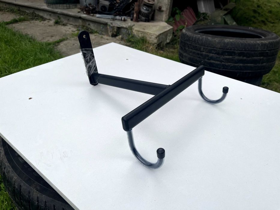 Wieszak hak ścienny metalowy  na rower – solidny i mocny / uchwyt