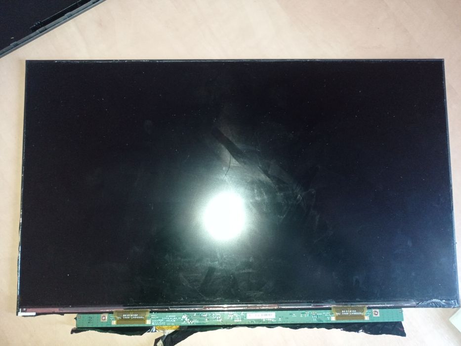 Екран для ноутбука