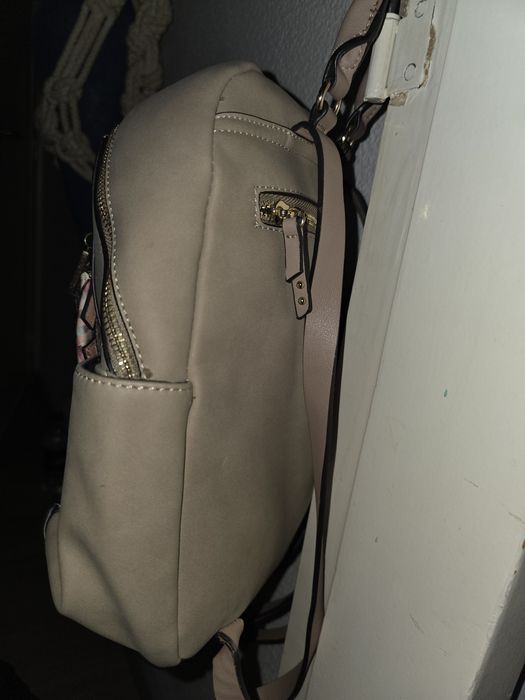 Mochila creme Parfois