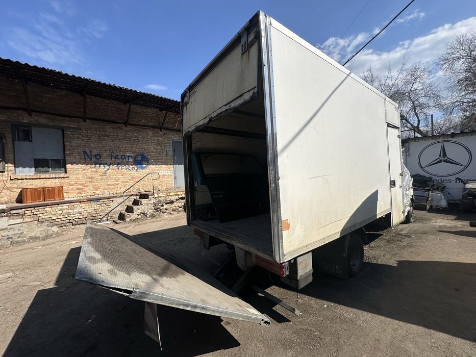 Будка автомобильная с гидробортом Mercedes Sprinter, Volkswagen LT