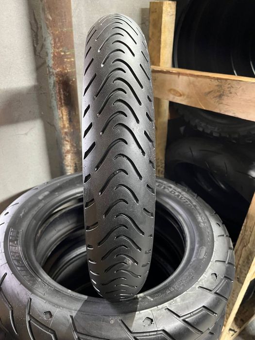 100 80 17 Metzeler Roadtec 01