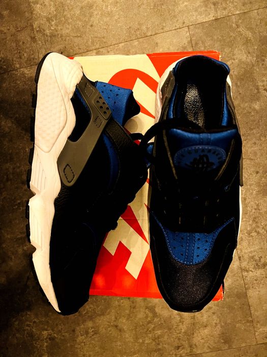Sneakersy NIKE Huarache