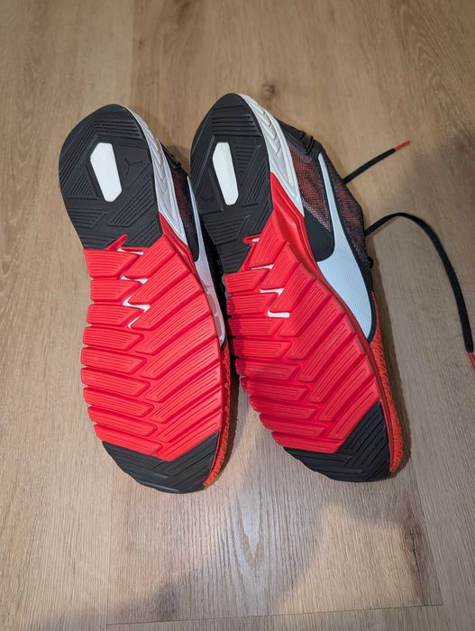 Puma Ignite Dual Mesh Vermelhos/Pretos (Tamanho 44,5) - Como Novos!