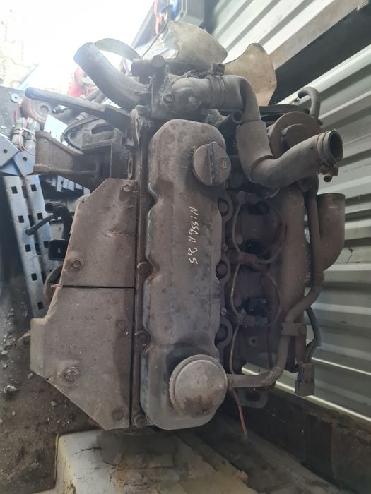 Silnik 2,5 Nissan Cabstar