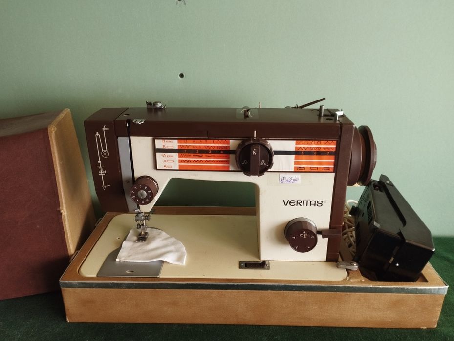 Швейна машинка  Veritas