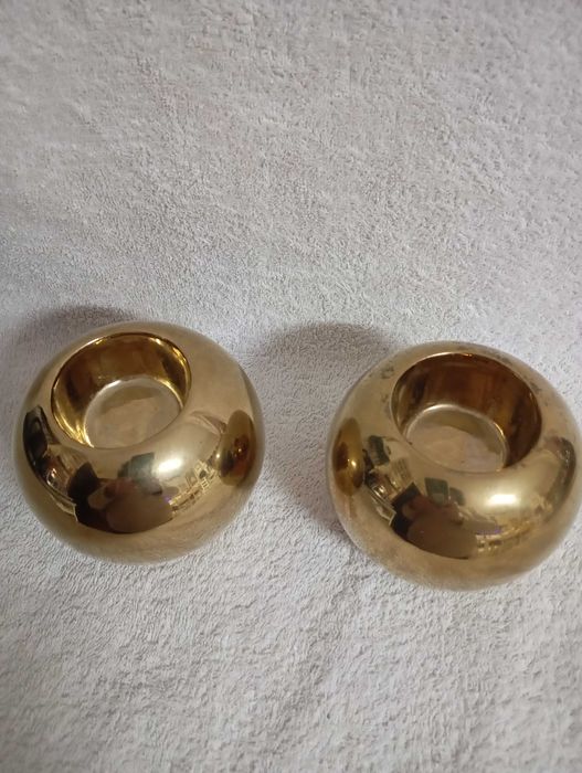 conjunto de 2 castiçais dourados