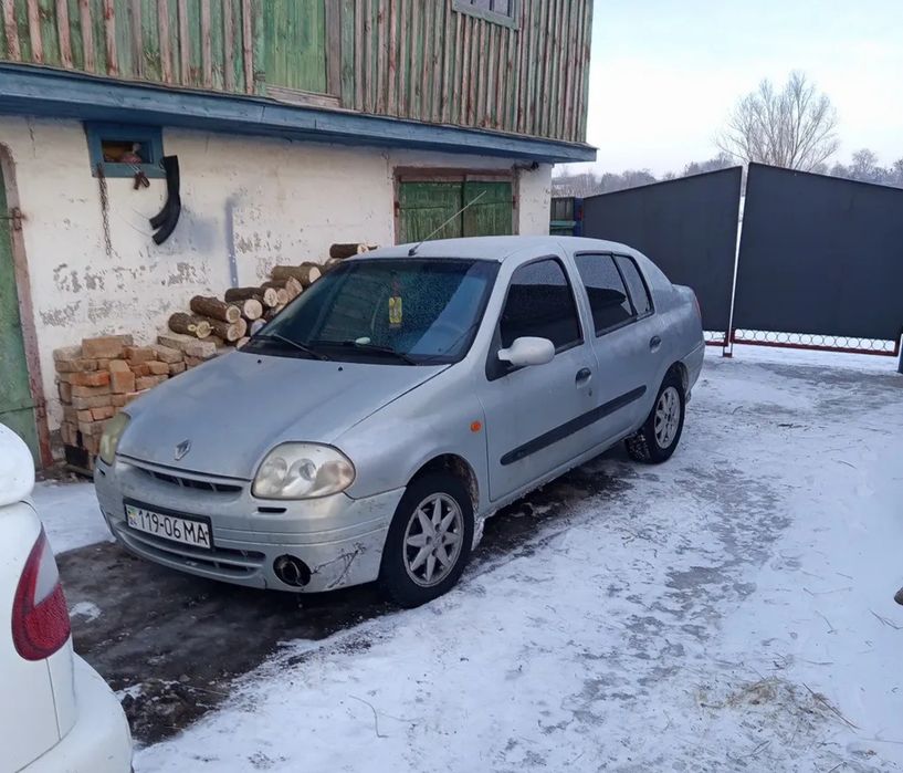 Продам Рено кліо 2001 року