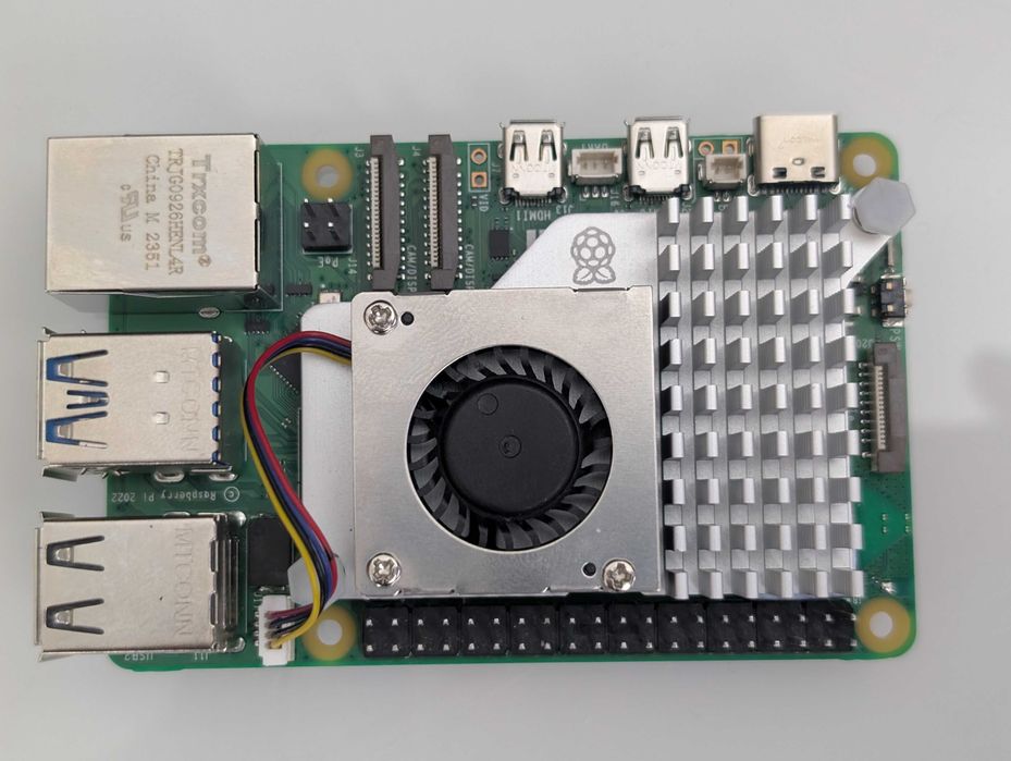 Raspberry Pi 5 8GB plus chłodzenie aktywne