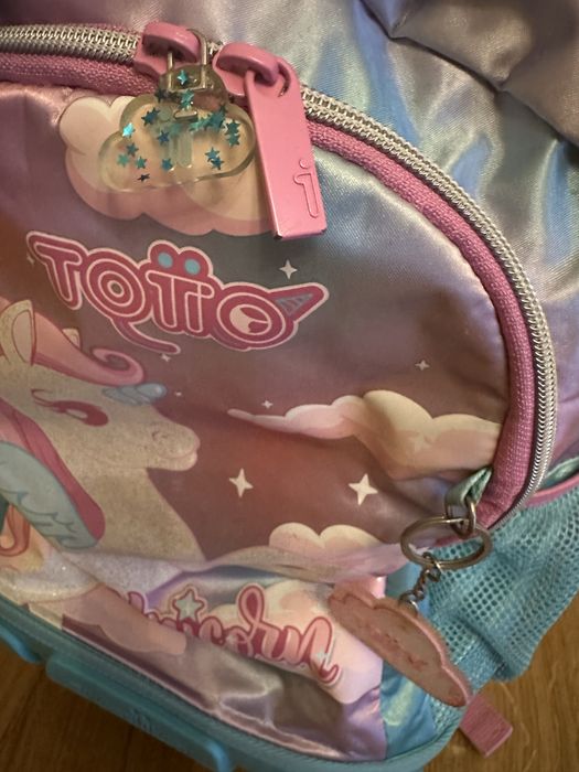 Mochila escolar Totto Unicórnio
