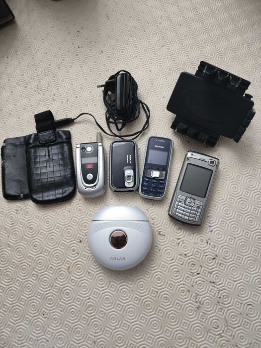 Conjunto telemóveis