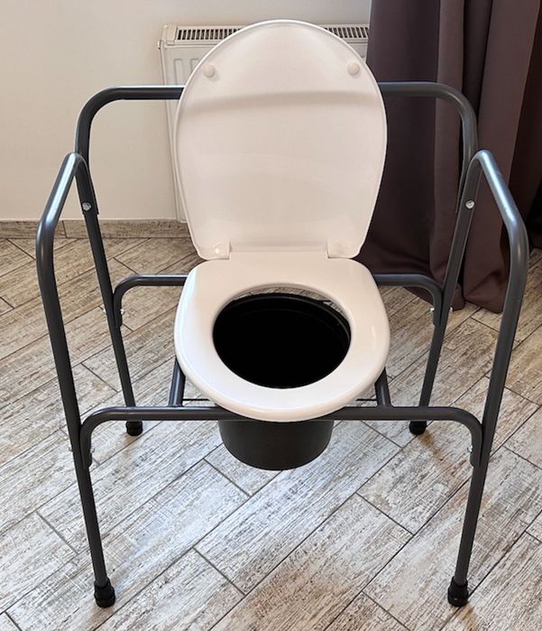 0023) Туалетний стілець-крісло регульованний
