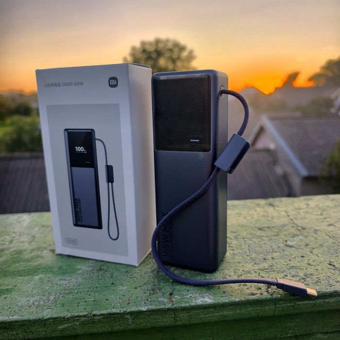 Повербанк Xiaomi Power Bank 20000mAh 165W з вбудованим кабелем та дисплеєм (Dark Grey)