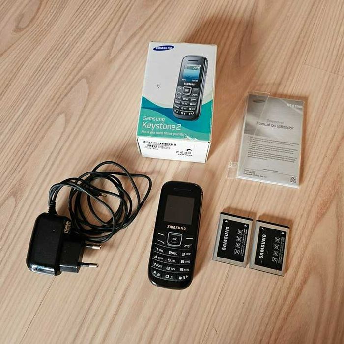 Telemóvel Simples 2G - Samsung Keystone 2