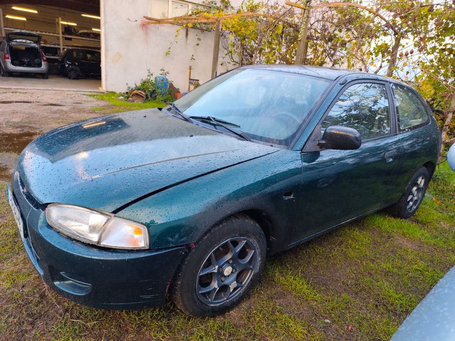 Mitsubishi Colt 1.3 Glx ano 1997 para peças todo o Material disponível
