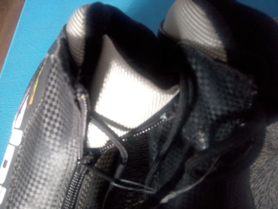 Buty do nart biegowych  31