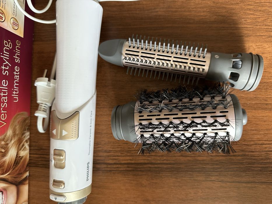 Фен-щітка PHILIPS  brush HP8664/00