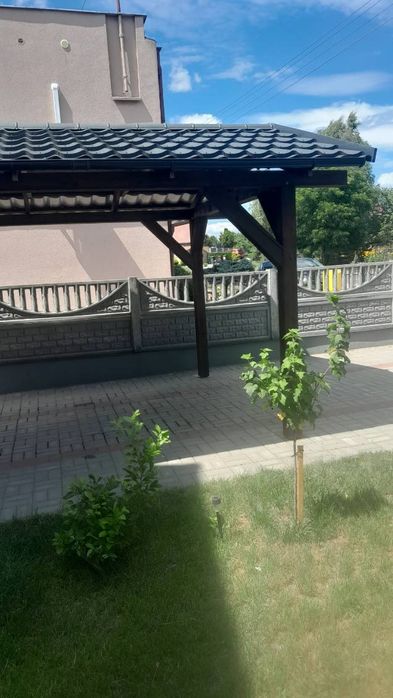 Wiata garażowa przydomowa