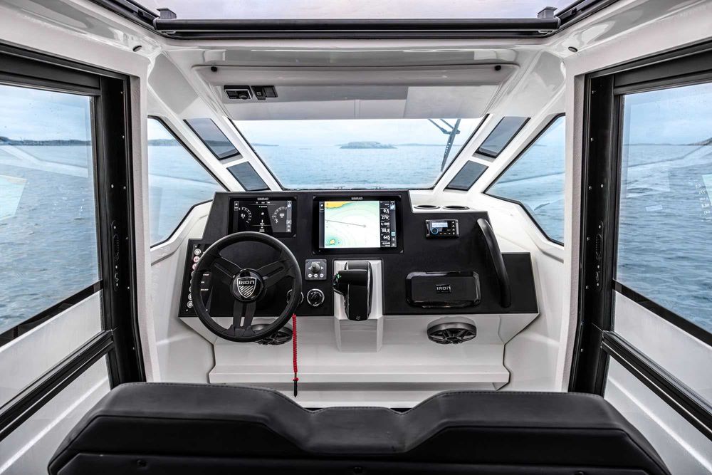 Iron 827 Coupe - Mercury 300, MBOATS - Olsztyn