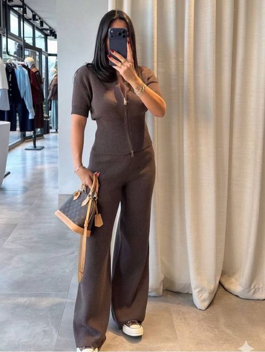 Костюм жіночий машинна вязка