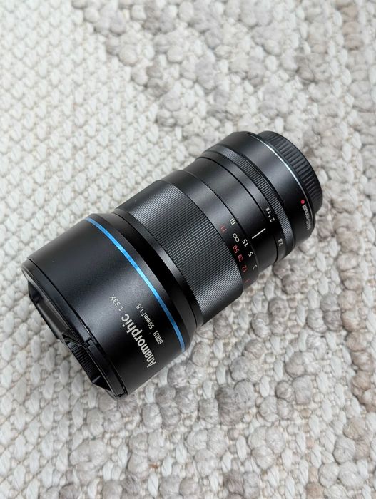 Аноморфний об'єктив SIRUI 50mm F1.8 1.33x  micro 4/3 Anamorphic