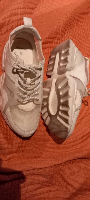 Sapatilhas de verão, brancas e transparentes - 35 - Bershka