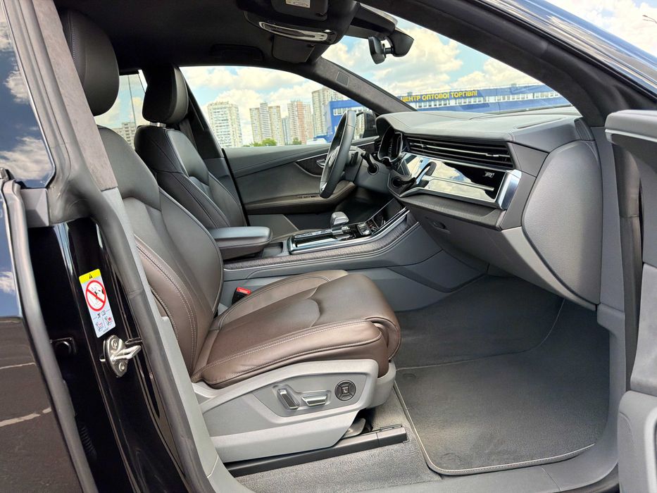 Audi Q8 55TFSi Official