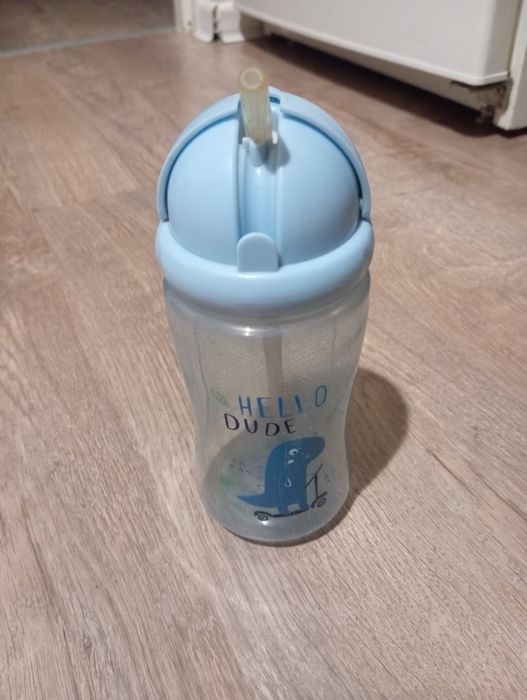 Oddam za darmo wszystkie rzeczy ze zdjęć