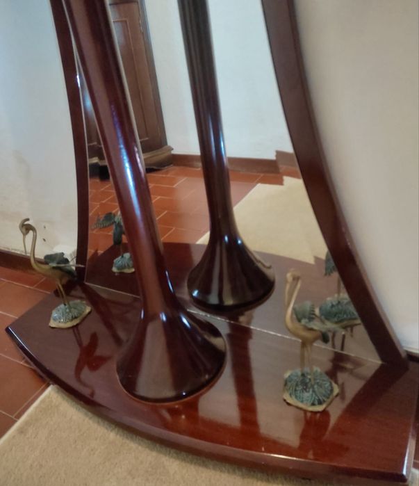 Consola / Aparador em Madeira Maciça com Espelho – Hall de Entrada